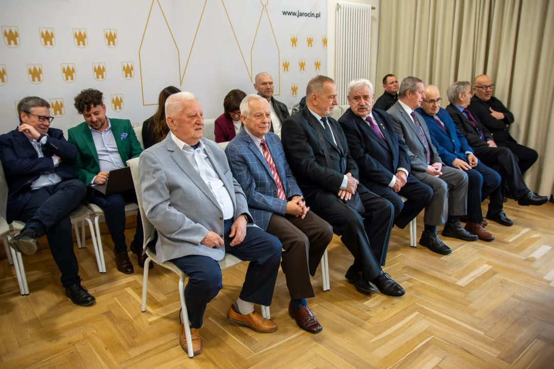 W jarocińskim ratuszu odbyła się uroczysta sesja rady miejskiej.