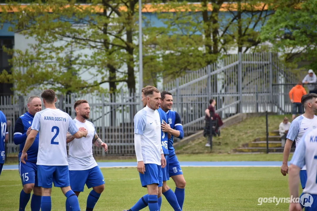 Mecz oldboyów Kani Gostyń i Lecha Poznań na 100-lecie Kani