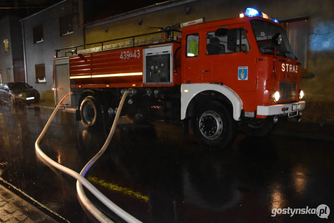 Pożar w Krobi. Drewniana stodoła spłonęła doszczętnie