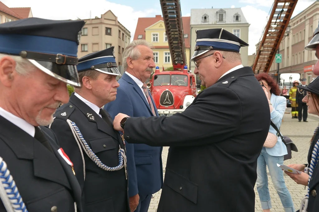 Powiatowy Dzień Strażaka w Krotoszynie. Medale i odznaczenia