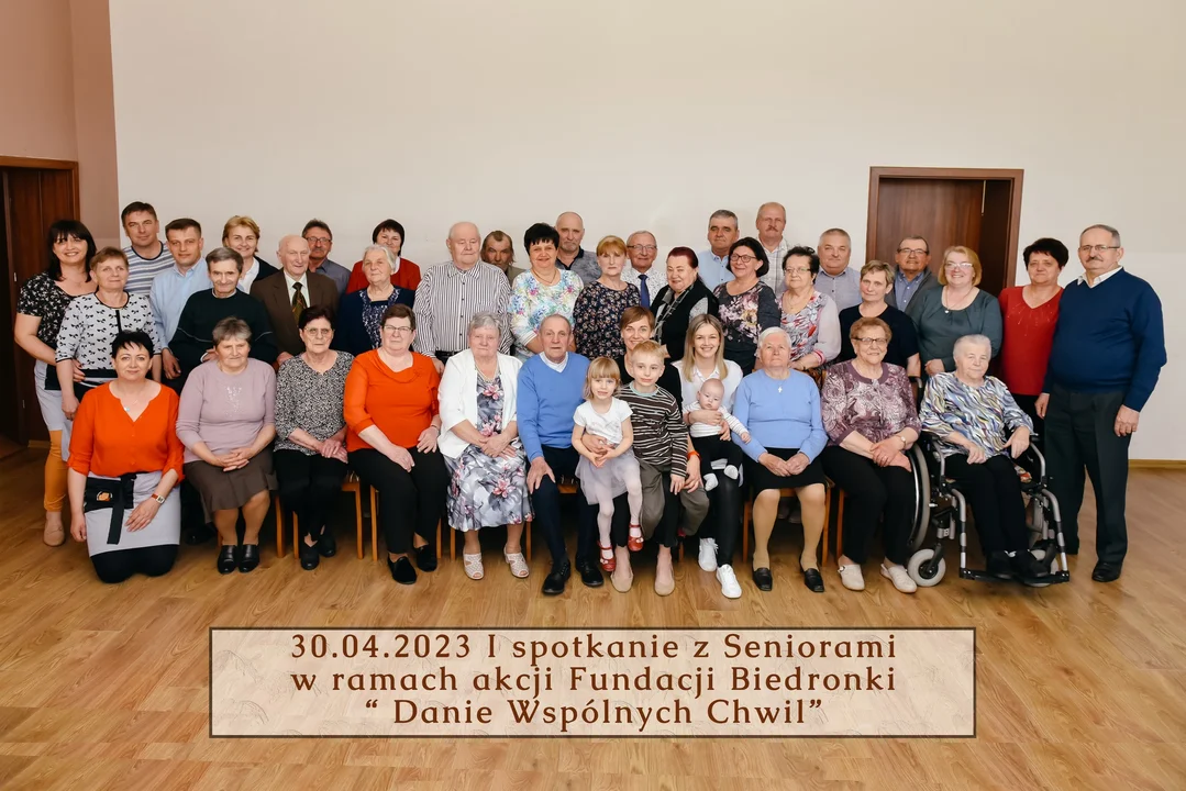 Spotkali się seniorzy z Janowa - Zdjęcie główne