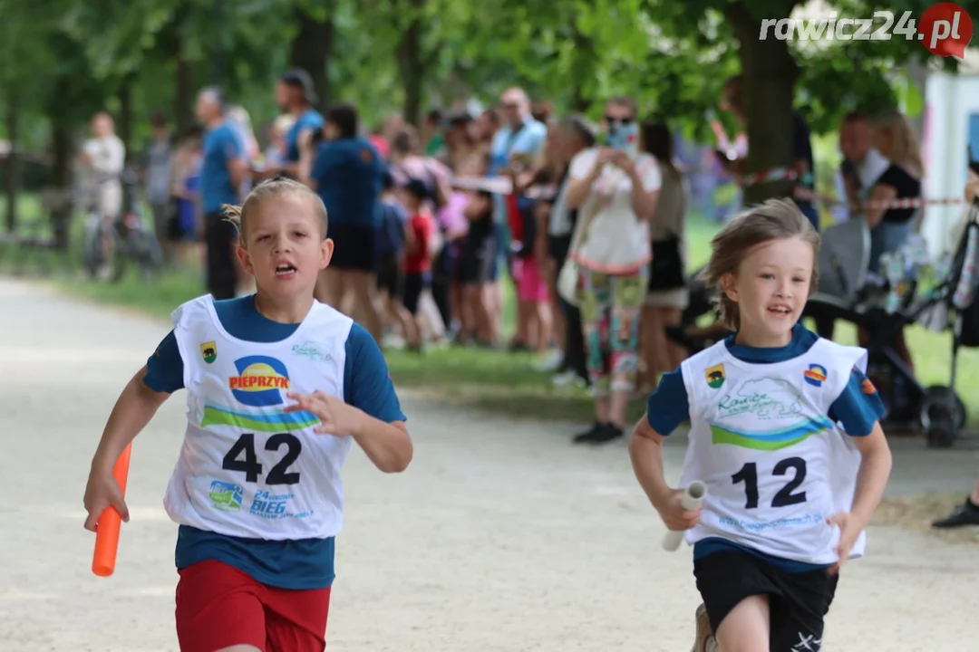 Sztafety szkolne w ramach 24h Rawickiego Festiwalu Sportu