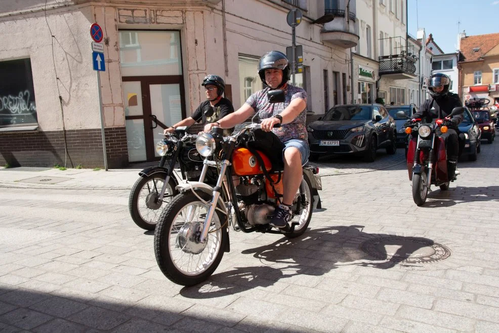 Zlot Pojazdów Zabytkowych w Jarocinie