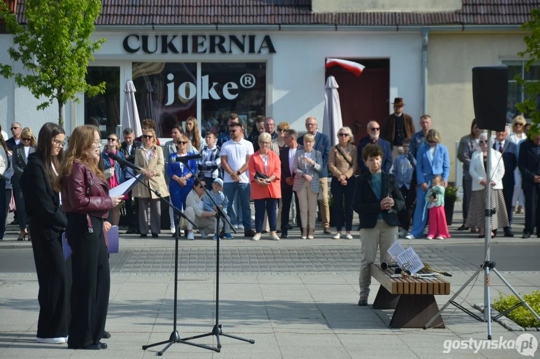 Obchody 234. rocznicy uchwalenia Konstytucji 3 Maja i festyn PRL w Krobi