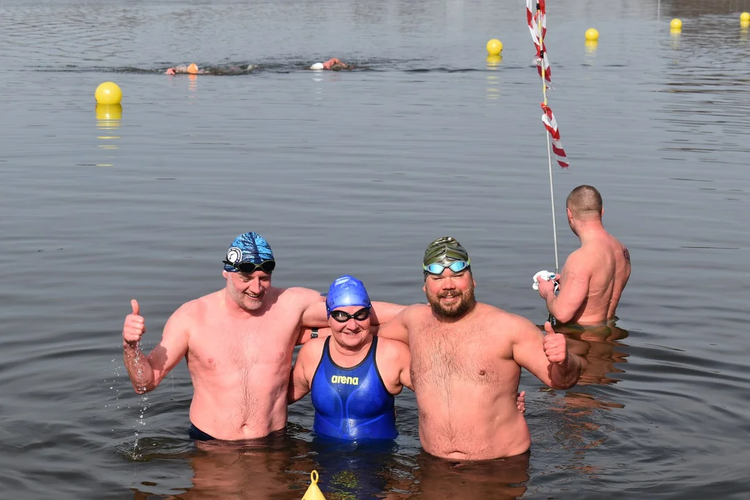 Zimowe pływanie w Gołuchowie