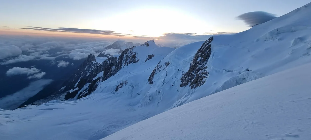 Ultramaratończyk Rafał Przybył z Bodzewka Pierwszego zdobył Mont Blanc