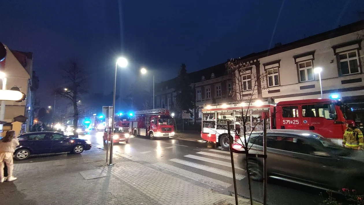 Pożar w centrum Rawicza - Zdjęcie główne