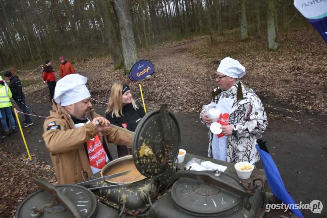 Biegająco zagrali dla WOŚP - Parkrun Gostyń i Grupa Nieprzemakalni Gostyń razem na trasie