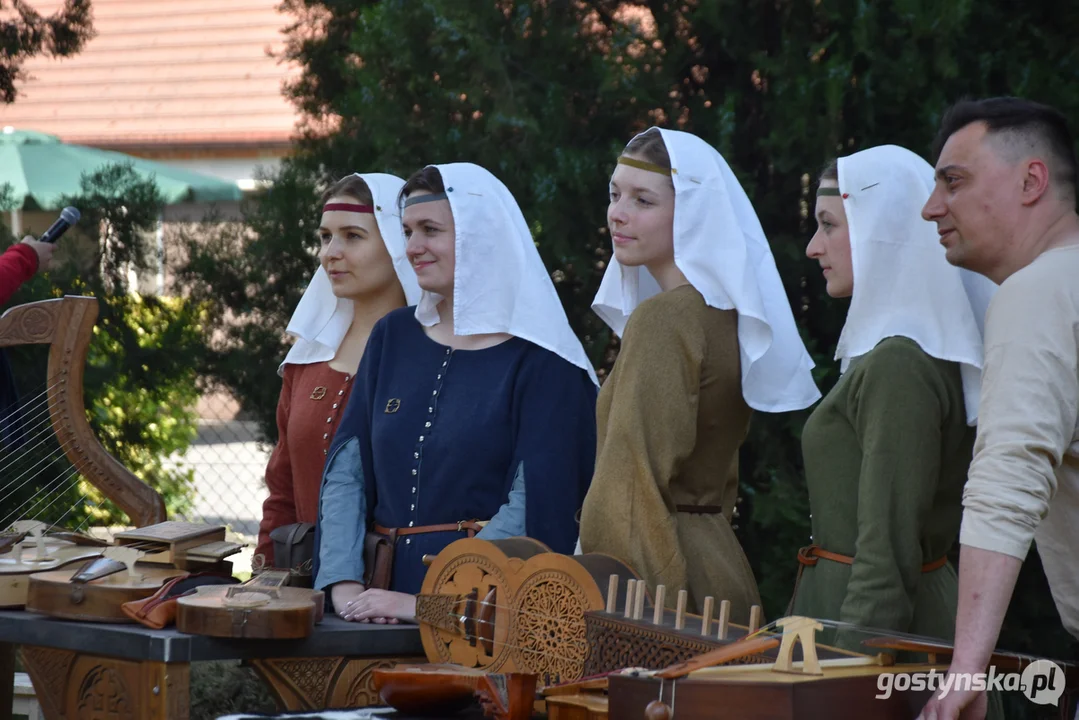 Dzień z Małgorzatą - Jarmark Średniowieczny w gostyńskiej farze