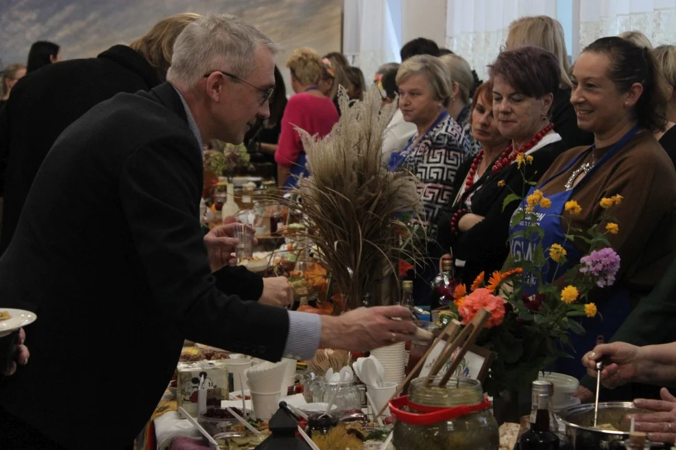 "Jadło regionalne" i "Jesienna spiżarnia" KGW z gminy Pleszew