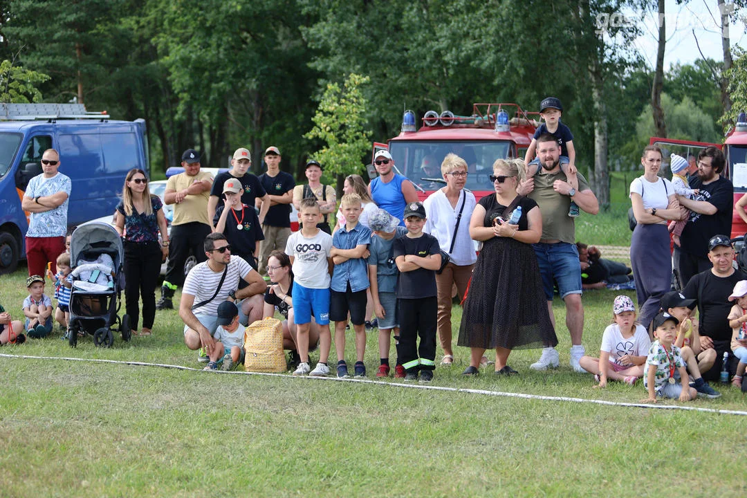 Strażacki Piknik Historyczny w Dzięczynie