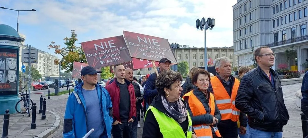 Mieszkańcy Ziemi Jarocińskiej protestują przeciwko CPK w Warszawie