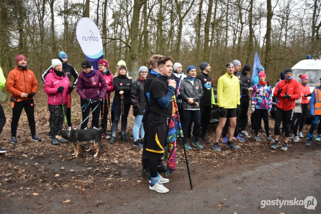 Biegająco zagrali dla WOŚP - Parkrun Gostyń i Grupa Nieprzemakalni Gostyń razem na trasie