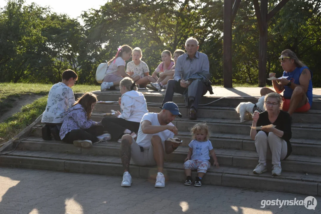 Piknik przy ognisku na pożegnanie lata przygotowała Rada Osiedla Pożegowo w Gostyniu