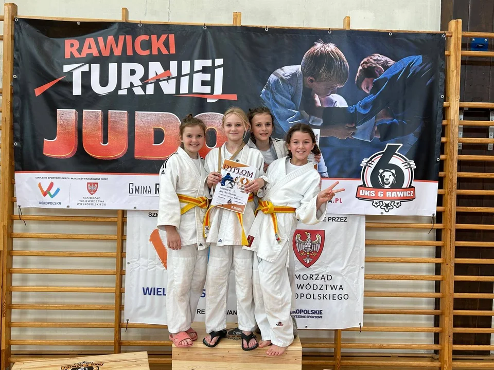 XX Jubileuszowy Turniej Judo w Rawiczu. Mnóstwo medali zawodników z powiatu rawickiego [ZDJĘCIA] - Zdjęcie główne