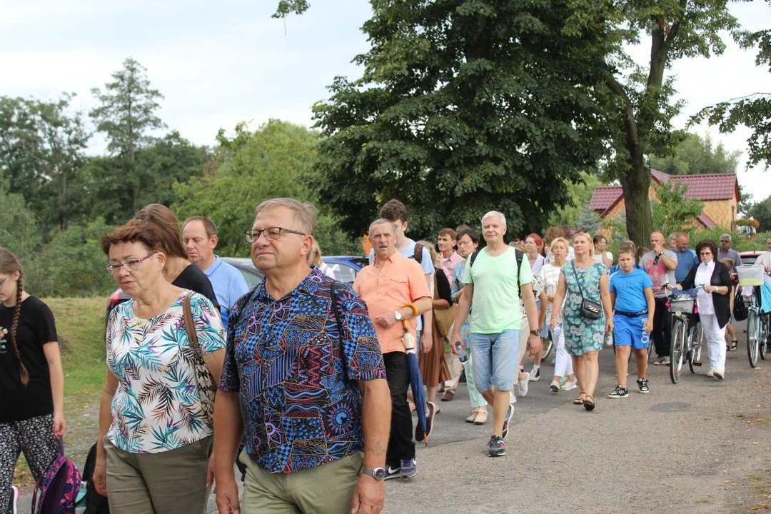 Odpust Matki Bożej Pocieszenia w Golinie z grupami pielgrzymów [2023]