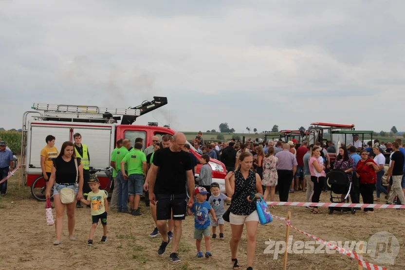 Zlot starych ciągników  wKucharach