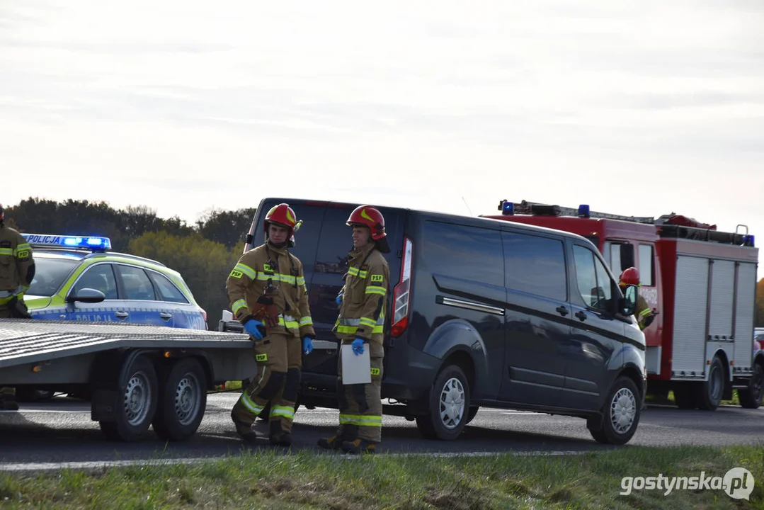 Kraksa na DK12 (obwodnica Borku Wlkp.). Zderzenie 4 samochodów