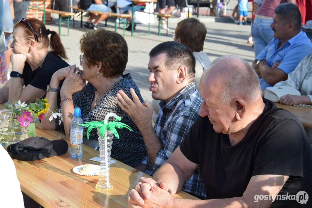 Piknik "Stara gazownia łączy pokolenia" w Krobi FOTO