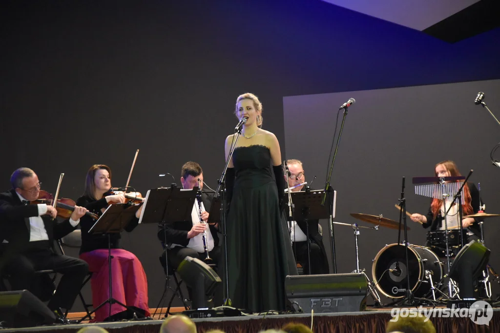 Koncert z okazji  Narodowego Święta Niepodległości w Borku Wlkp. - muzyka klasyczna i rozrywkowa