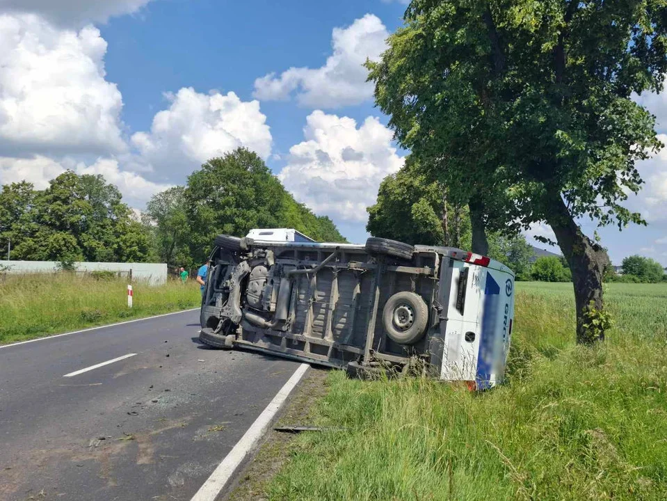 Zderzenie dwóch samochodów osobowych w Bachorzewie