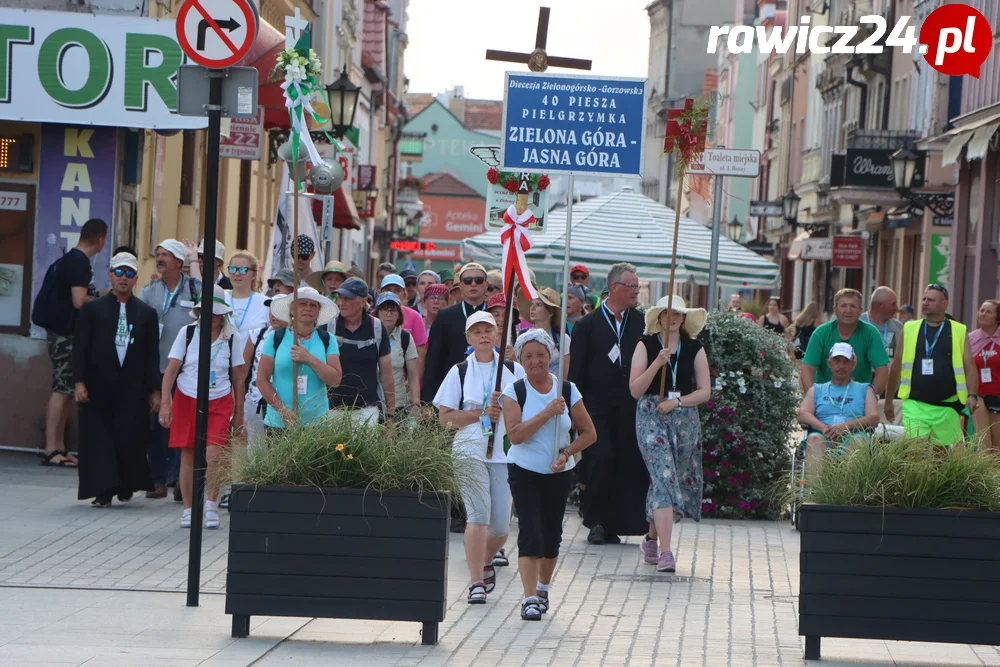 Pielgrzymi z Diecezji Zielonogórsko-Gorzowskiej w Rawiczu