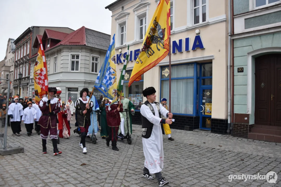 "W jasełkach leży" - Orszak Trzech Króli na ulicach Gostynia