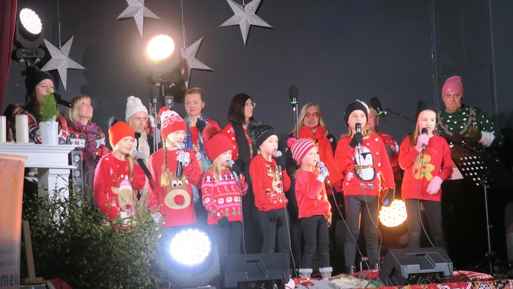 Świąteczny koncert w Gołuchowie [ZDJĘCIA] - Zdjęcie główne