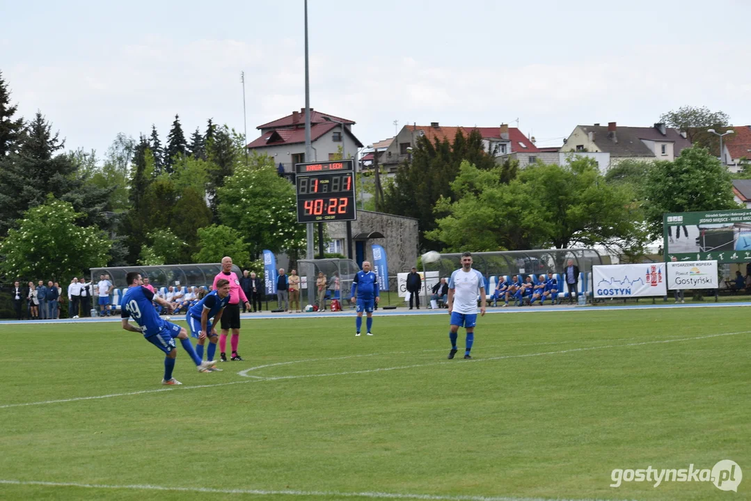 Mecz oldboyów Kani Gostyń i Lecha Poznań na 100-lecie Kani