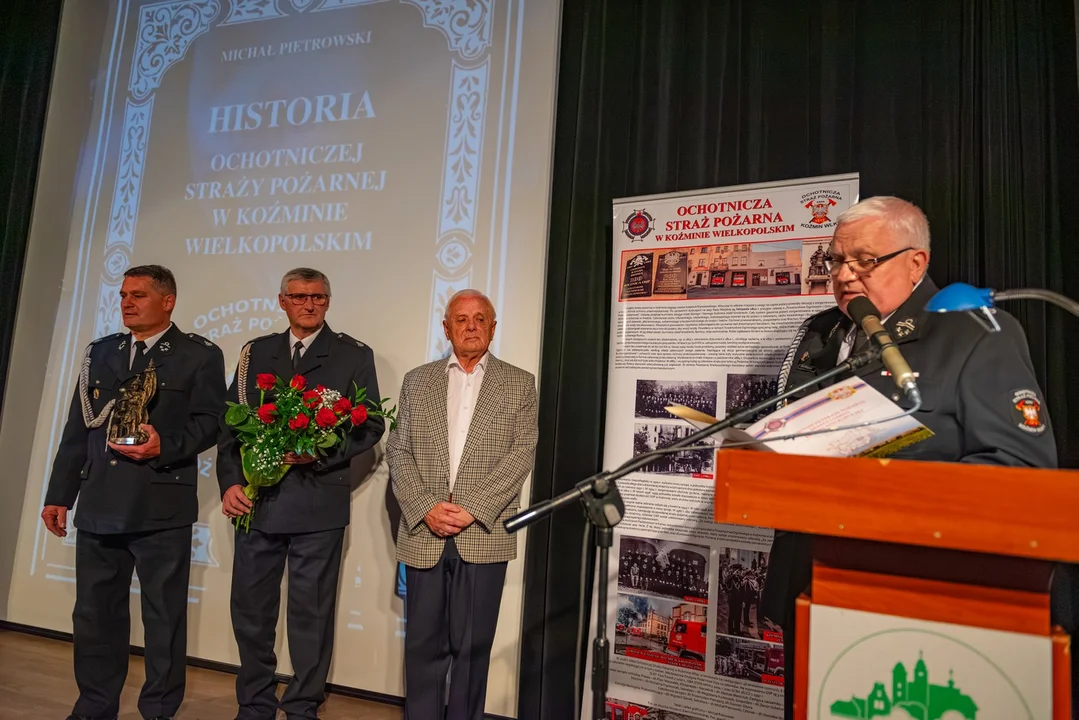Ponad 200 lat w jednej książce. Historia koźmińskich strażaków