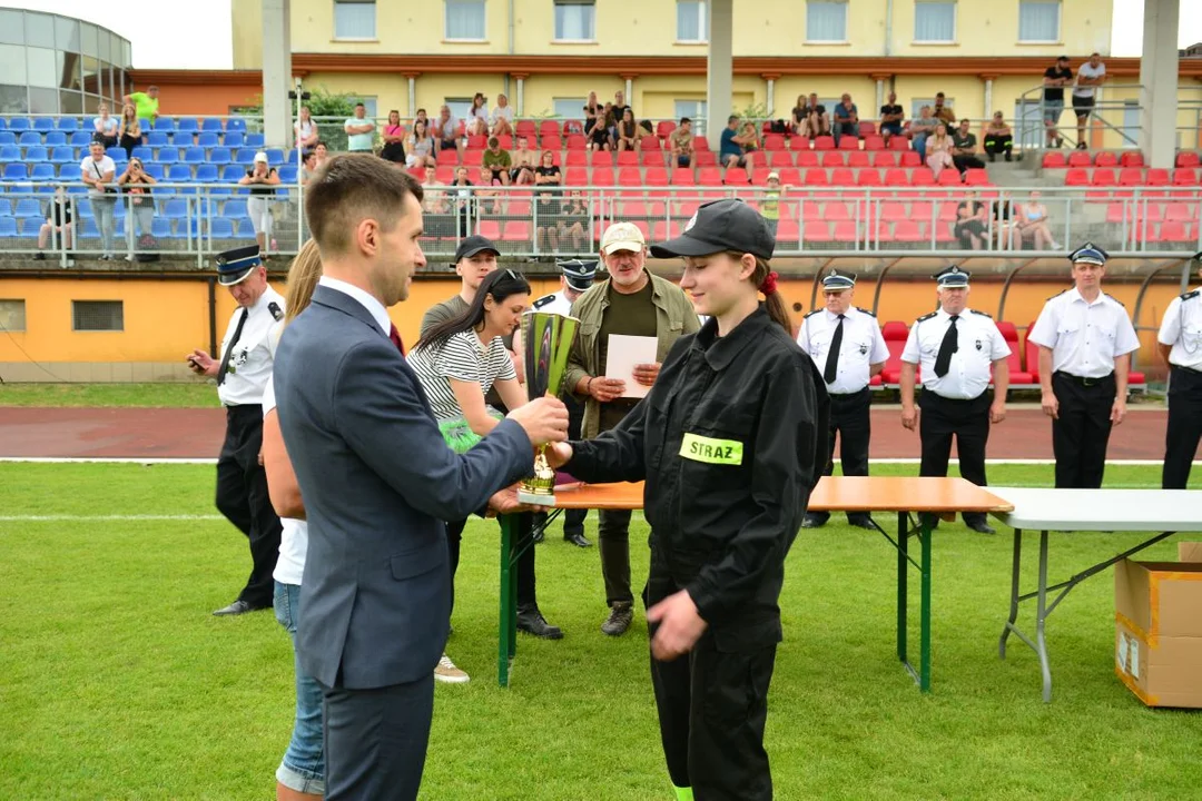 Drużyny z OSP Cielcza bezkonkurencyjne podczas gminnych zawodów w Jarocinie