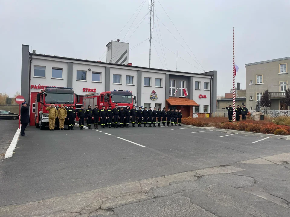 Krotoszyńscy strażacy uczcili Narodowe Święto Niepodległości [ZDJĘCIA] - Zdjęcie główne