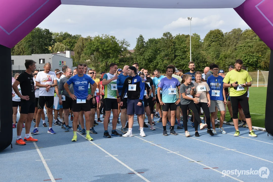 Ponad 100 zawodników na starcie. II Rodzinny Festiwal Biegowy w Gostyniu