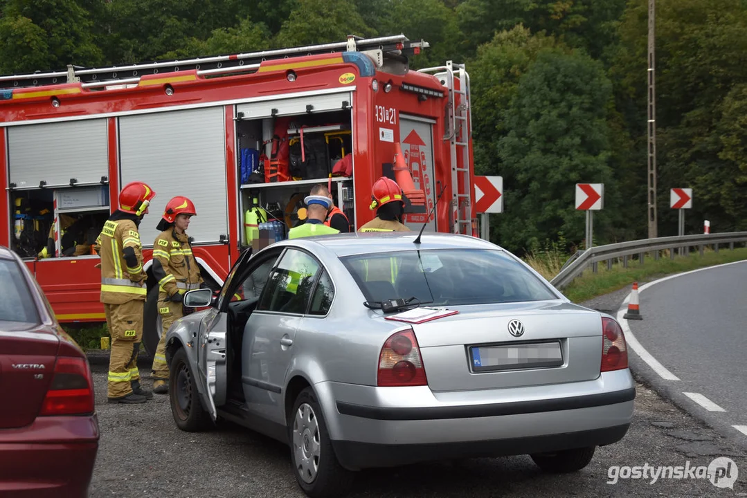 Zderzenie trzech samochodów na DK12