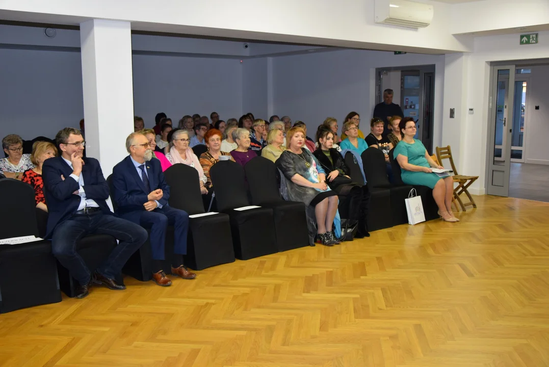 Krotoszyn. Dzień Kobiet w bibliotece