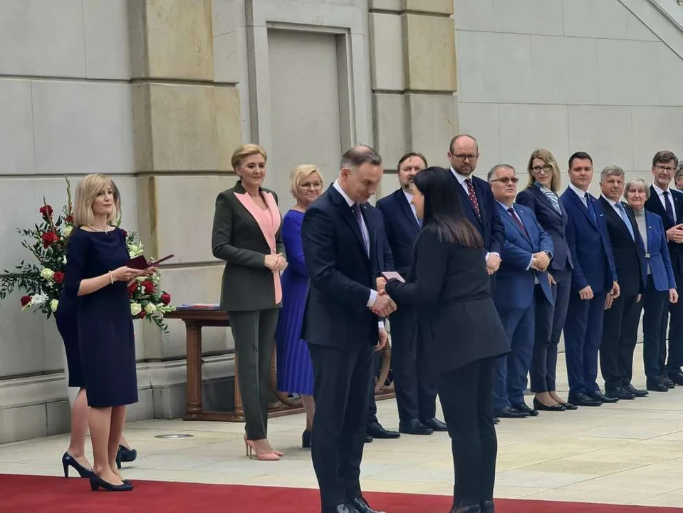 Starosta jarociński Lidia Czechak została odznaczona przez prezydenta Andrzeja Dudę [ZDJĘCIA] - Zdjęcie główne