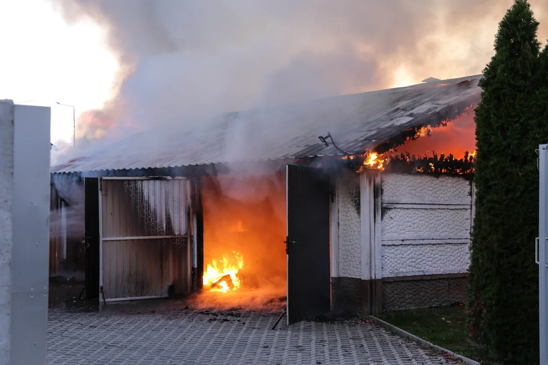 Pożar garażu w Starym Kobylinie