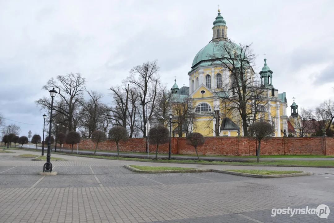 Nowy parking przed bazyliką na Świętej Górze