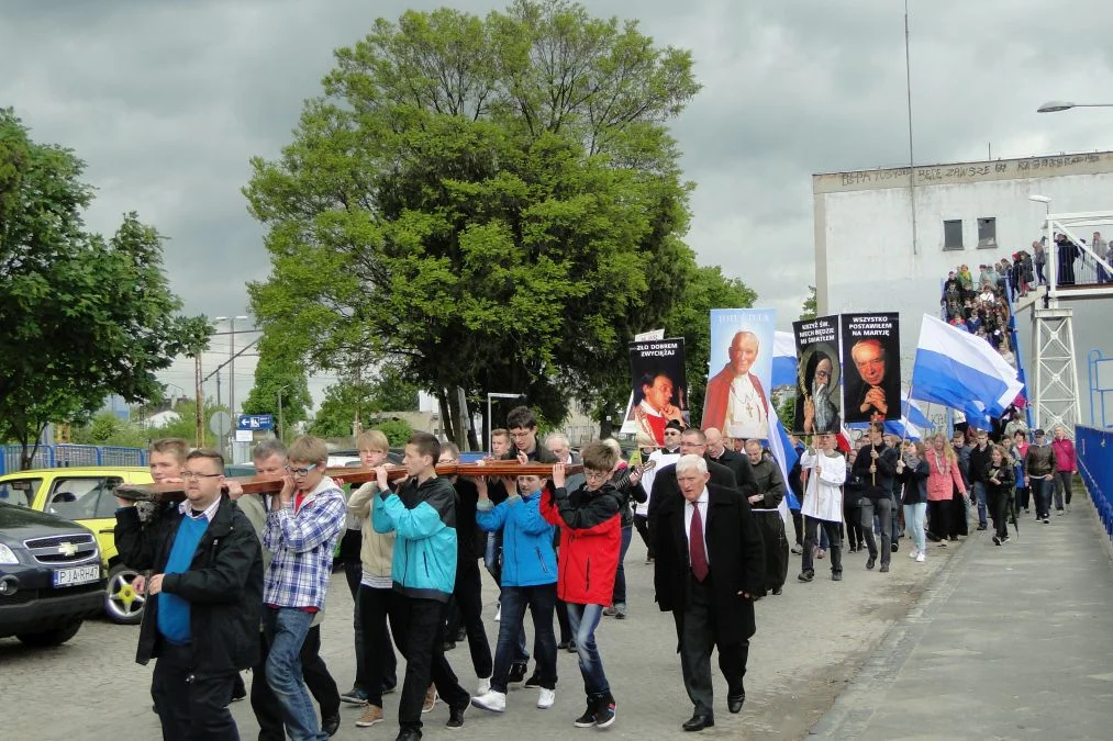 Symbole Światowych Dni Młodzieży w Jarocinie (2014)