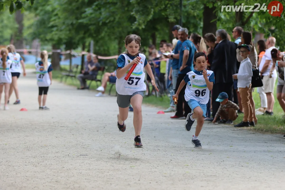 Sztafety szkolne w ramach 24h Rawickiego Festiwalu Sportu