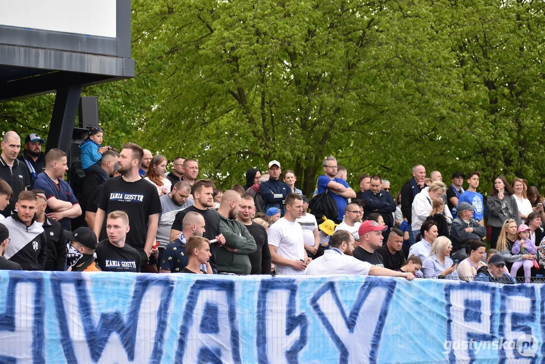 Mecz oldboyów Kani Gostyń i Lecha Poznań na 100-lecie Kani