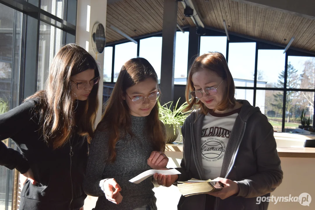 Śmierć w bibliotece tematem questu w Krobi