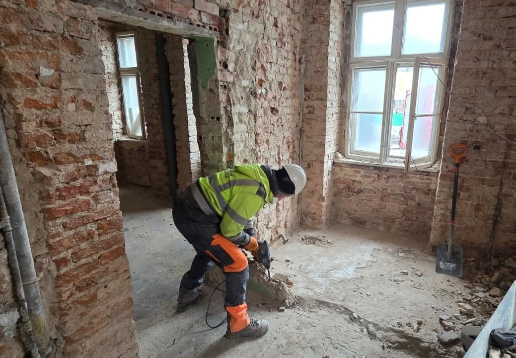 Nowe życie zabytkowej kamienicy. W tym miejscu powstanie Muzeum Sztuki Współczesnej - Zdjęcie główne