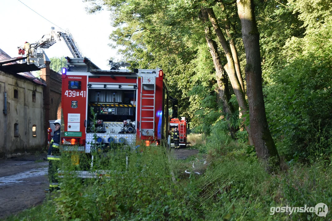 Pożar w gospodarstwie w Podrzeczu