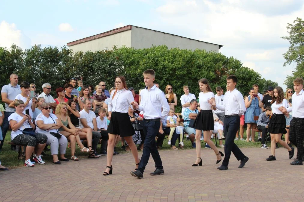 Po dwóch latach przerwy OSP z Dobieszczyzny zorganizowało dożynki