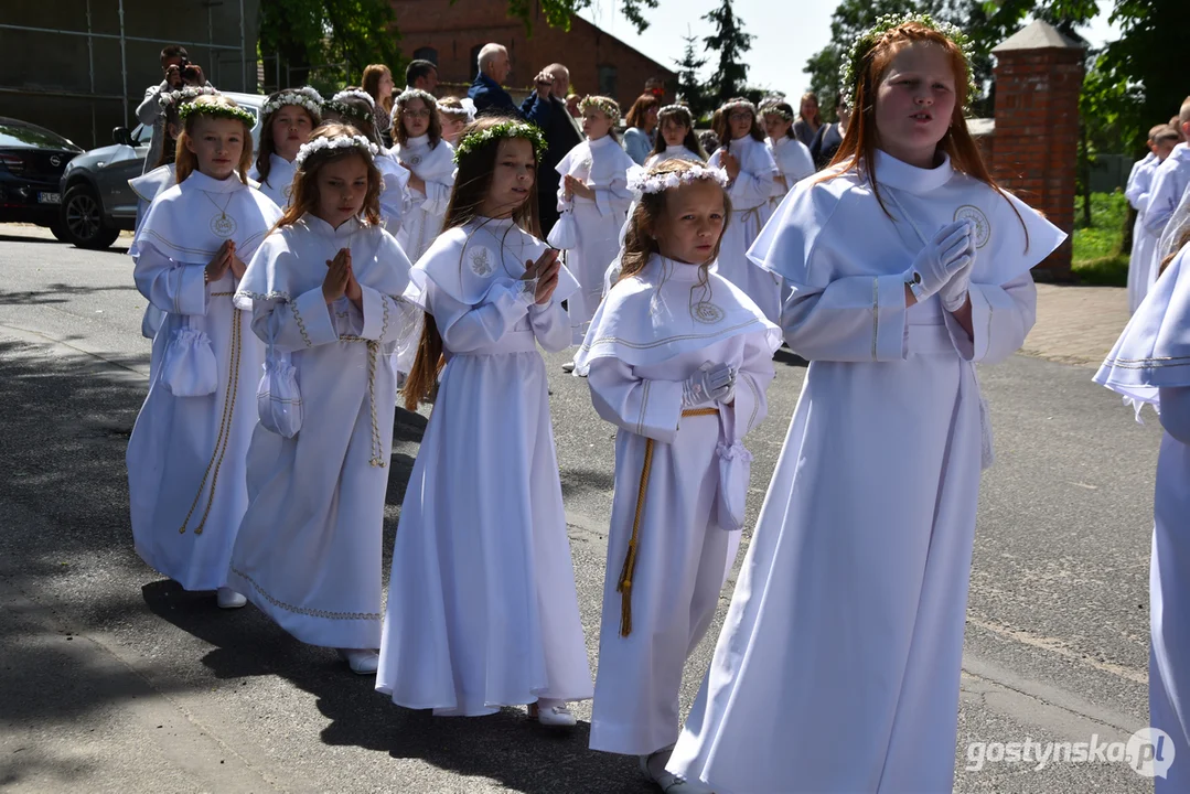 I Komunia Święta w parafii Narodzenia Najświętszej Maryi Panny w Poniecu