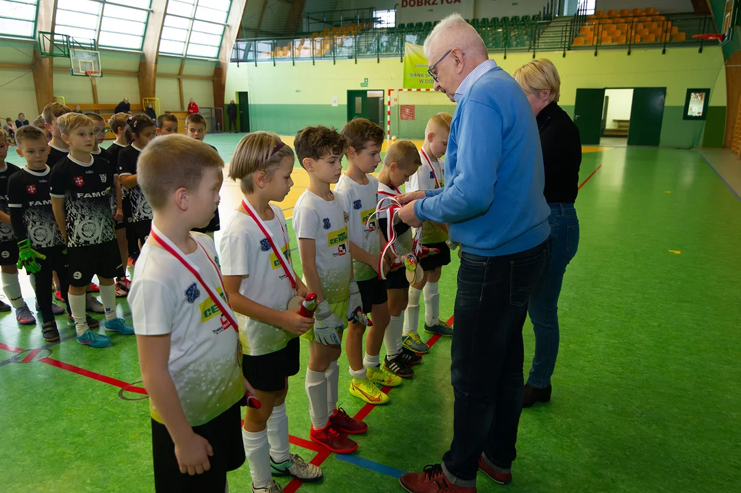 Akademia Talentów i Biały Orzeł na Sportowych Mikołajkach