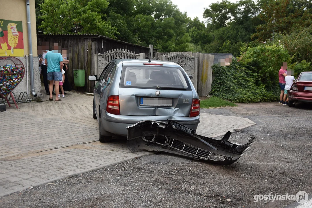 Zderzenie trzech samochodów na DK12