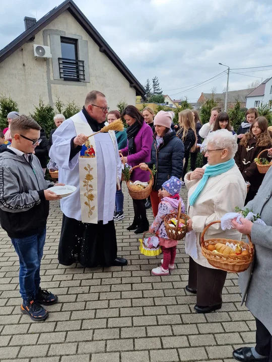 Święcenie potraw w Lutogniewie, Dzierżanowie, Bożacinie i Wróżewach