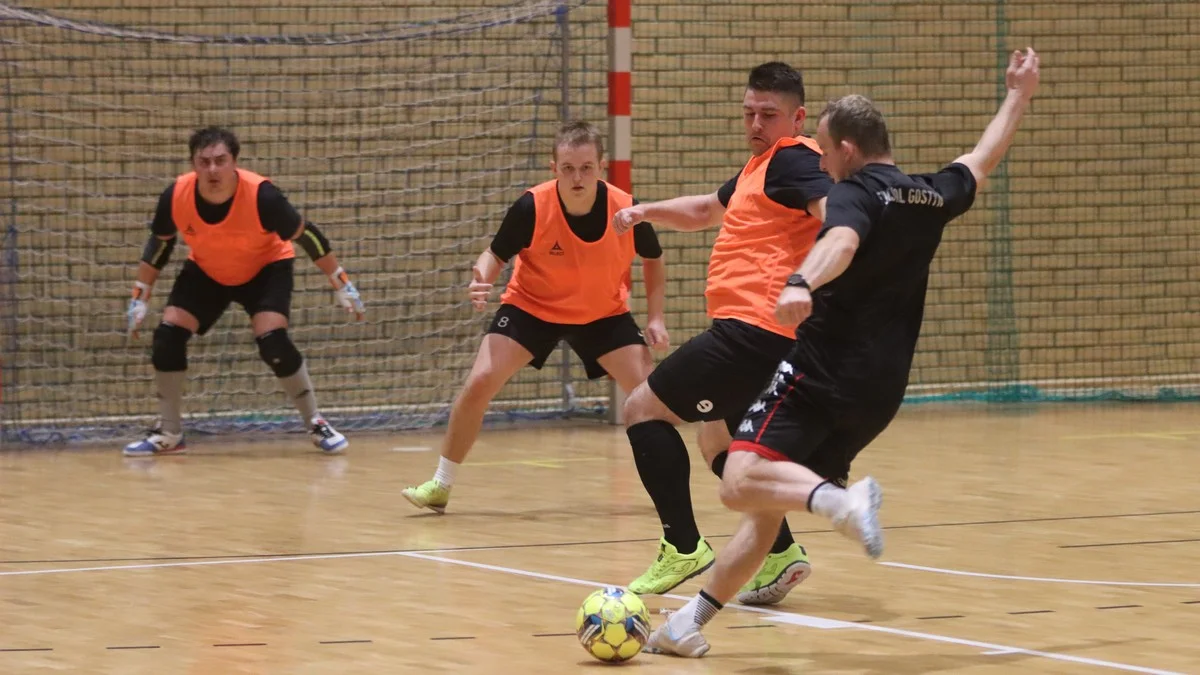 Pierwszy mecz kontrolny RAF Futsal Team Rawicz. Rywalem ekipa z Gostynia [ZDJĘCIA] - Zdjęcie główne